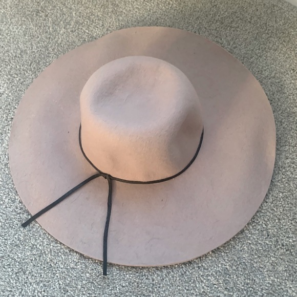 BP Oversized Floppy Hat - Picture 3 of 6
